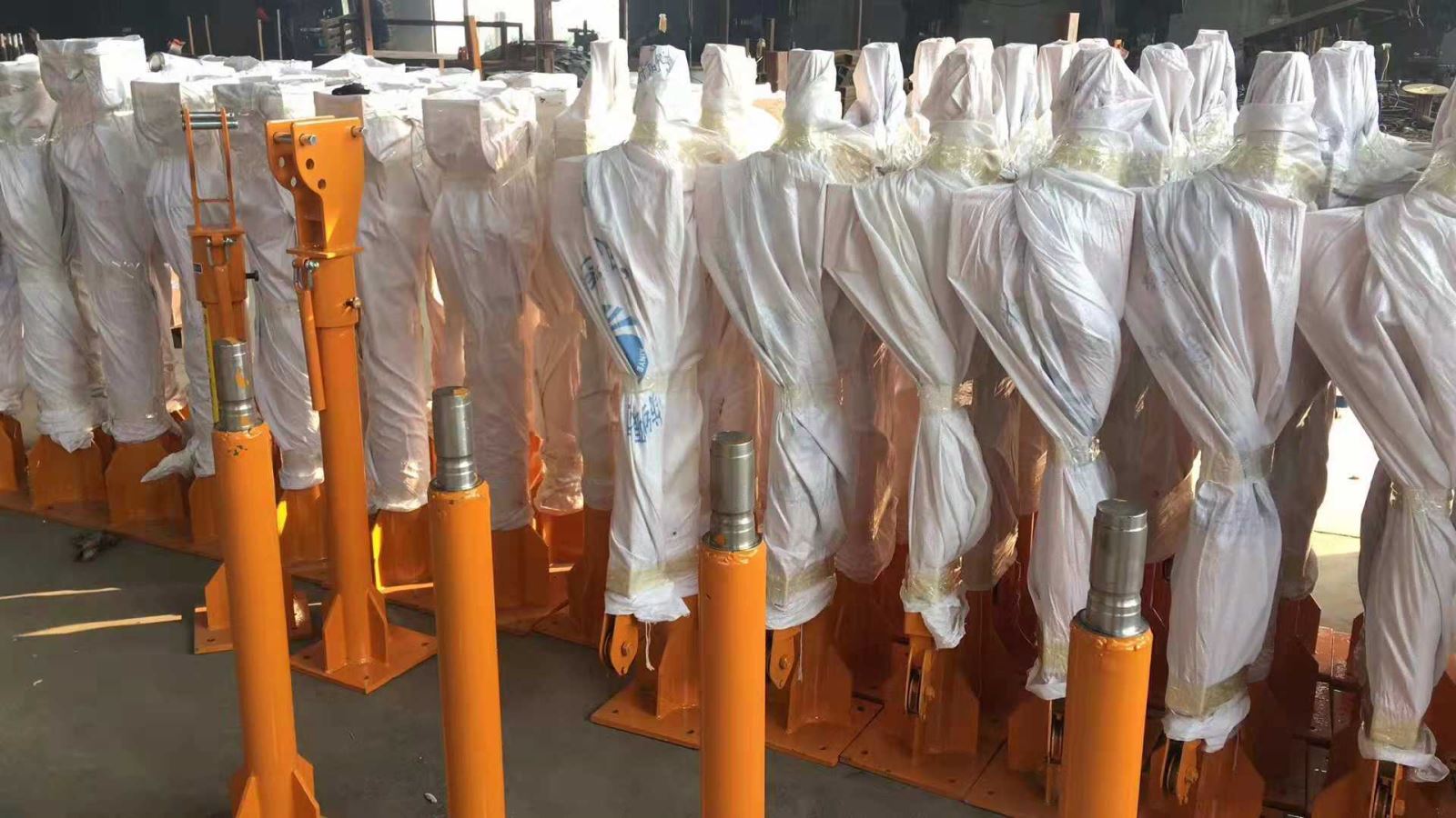 車載小吊機(jī)發(fā)貨通知